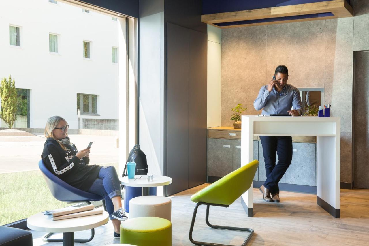 Ibis Budget Fribourg Exteriör bild